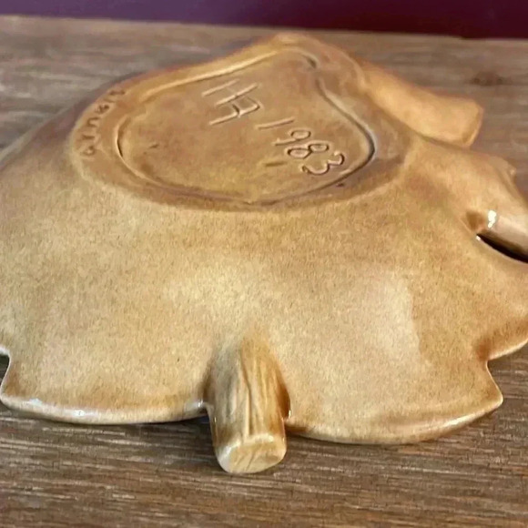Vintage Leaf Art Pottery Candy Dish - Picture 7 of 11